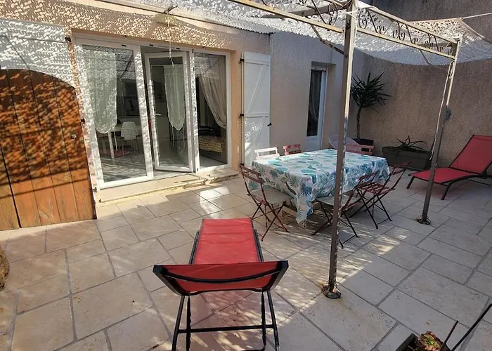 Escape And Comfort Near Ajaccio, Beautiful 2 Bedroom Terrace * Alata
