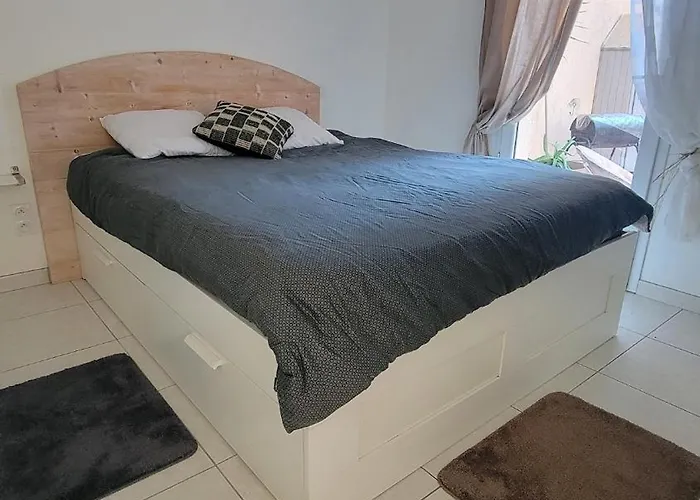 Escape And Comfort Near Ajaccio, Beautiful 2 Bedroom Terrace Alata